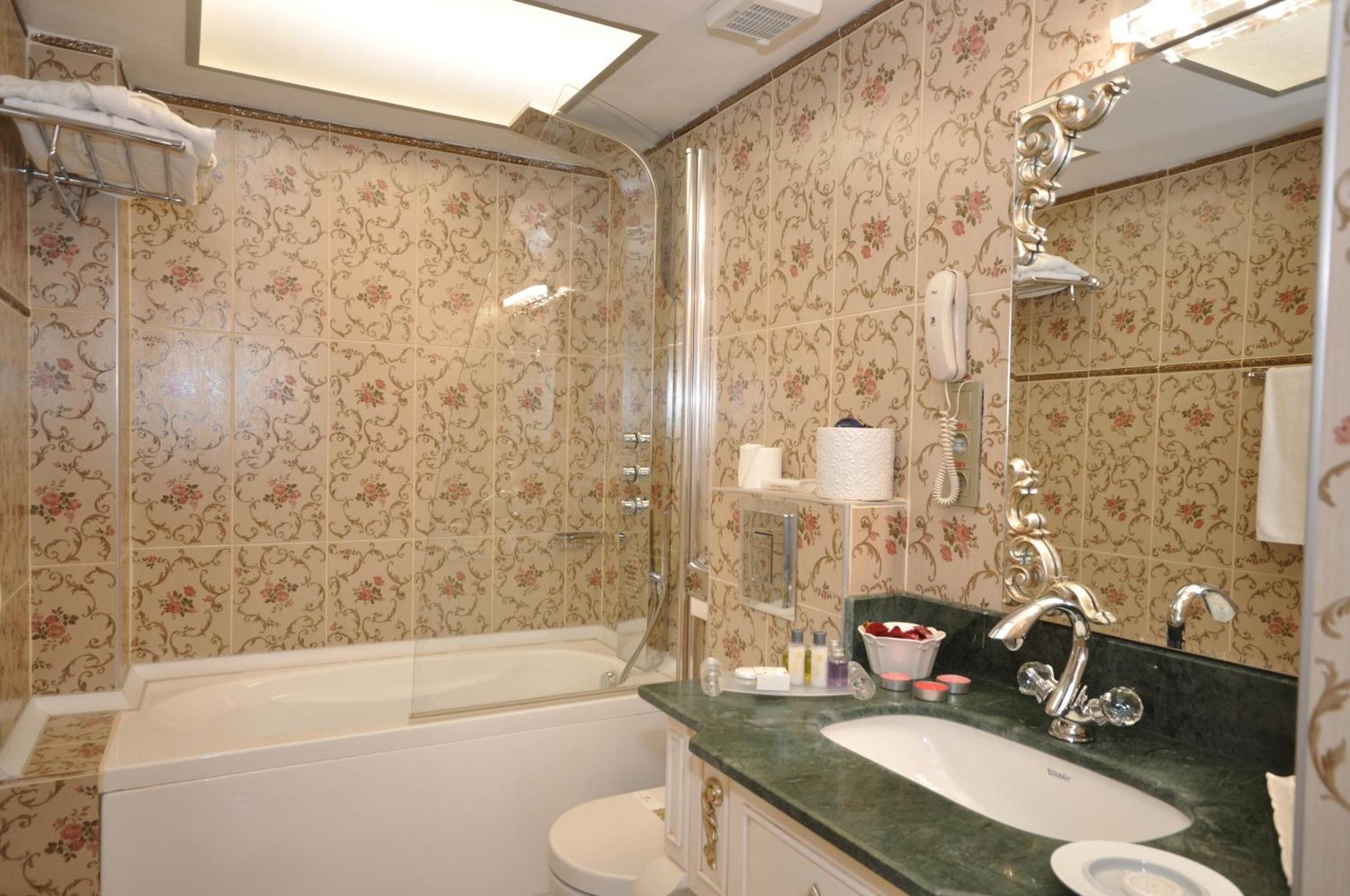 Grand Atakum Hotel Samsun Esterno foto