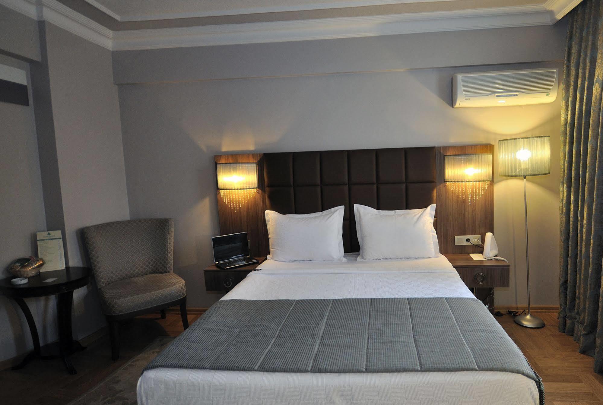 Grand Atakum Hotel Samsun Esterno foto