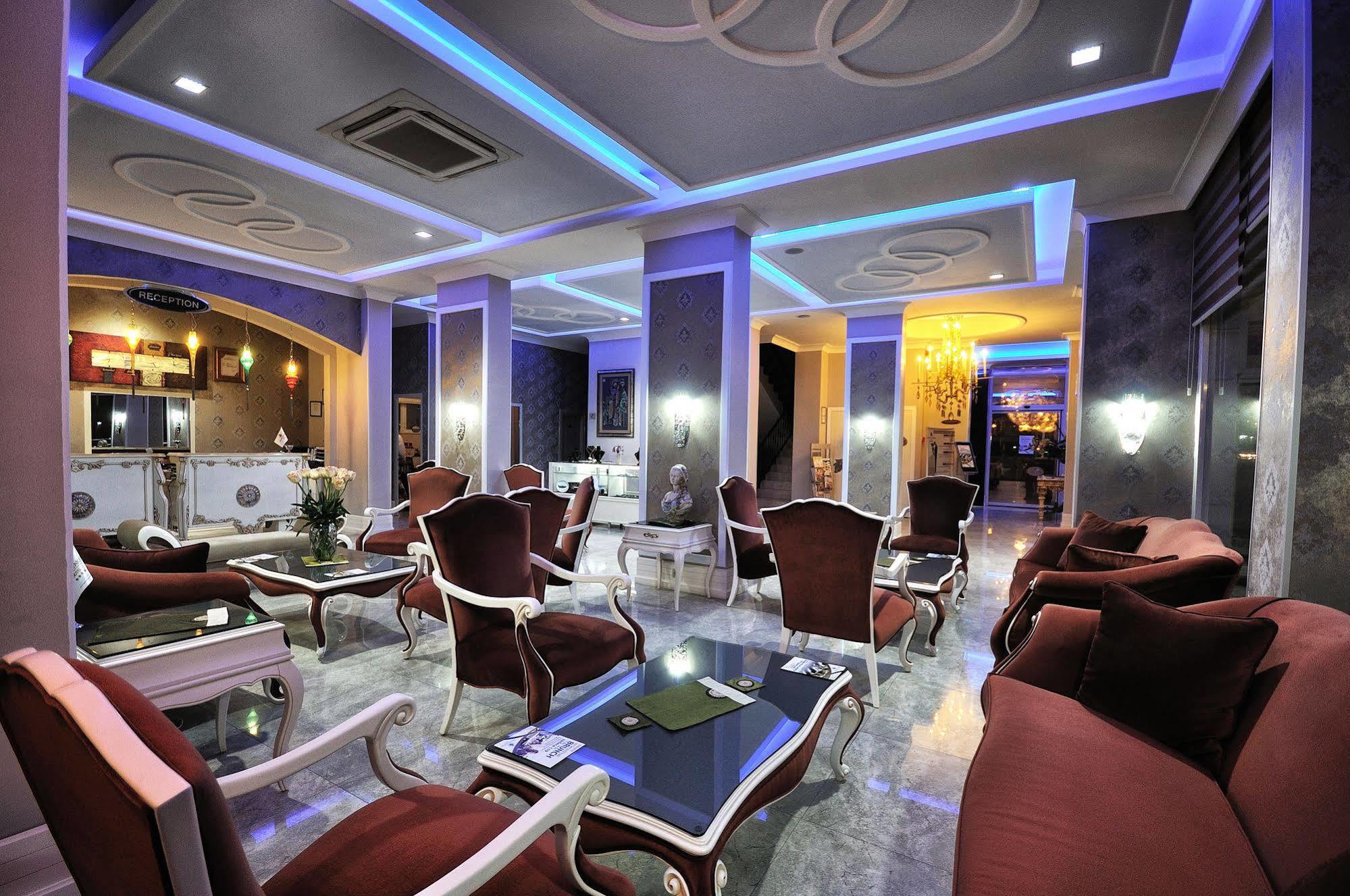 Grand Atakum Hotel Samsun Esterno foto