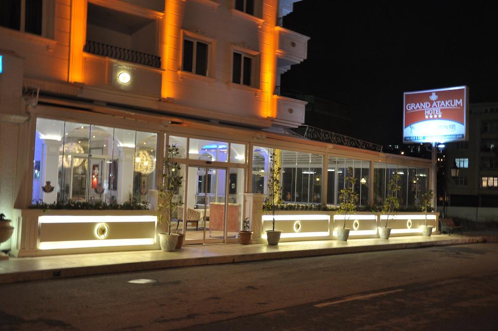 Grand Atakum Hotel Samsun Esterno foto